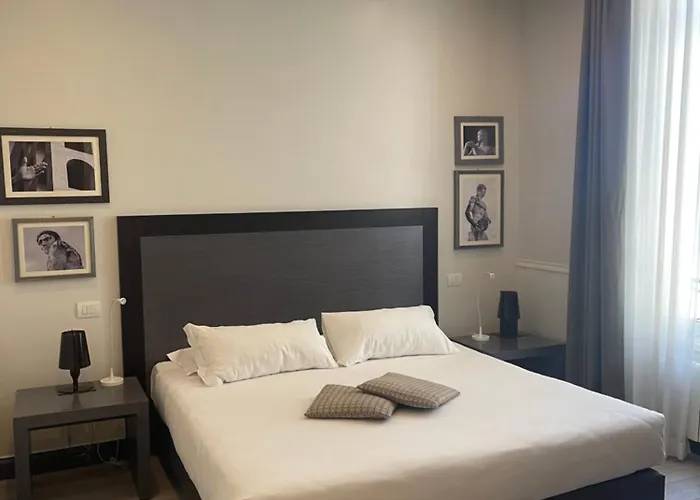 Oda ve Kahvaltı Nazionale 51 Group 4*